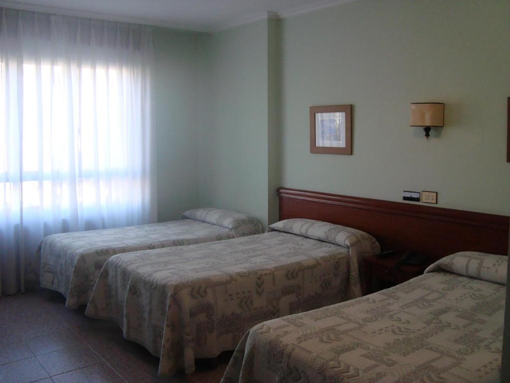 Avenida Gijon Centro Hotel Szoba fotó