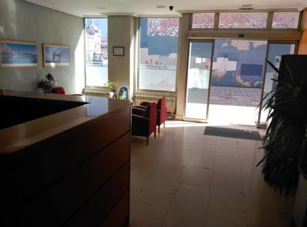 Avenida Gijon Centro Hotel Kültér fotó